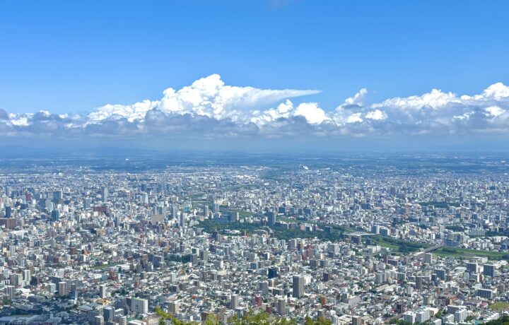弁護士　石原孝弘（札幌弁護士会所属） 【対応分野】 男女の問題　不貞行為（不倫・浮気）、慰謝料請求、交際トラブル、その他 家族の問題　離婚・財産分与、親権・養育費、調停対応、その他 暮らしの問題　契約問題、借金問題、遺言・相続、民事事件一般（交渉・調停・訴訟対応） 刑事事件　逮捕・勾留、身柄解放、示談交渉、接見・面会、自首同行、その他